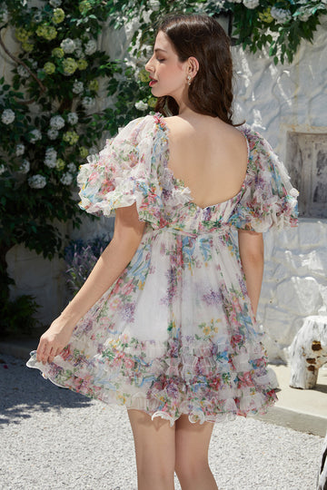 Trendy A Line Ivory Floral Trykt kort tyll Homecoming kjole med korte ermer